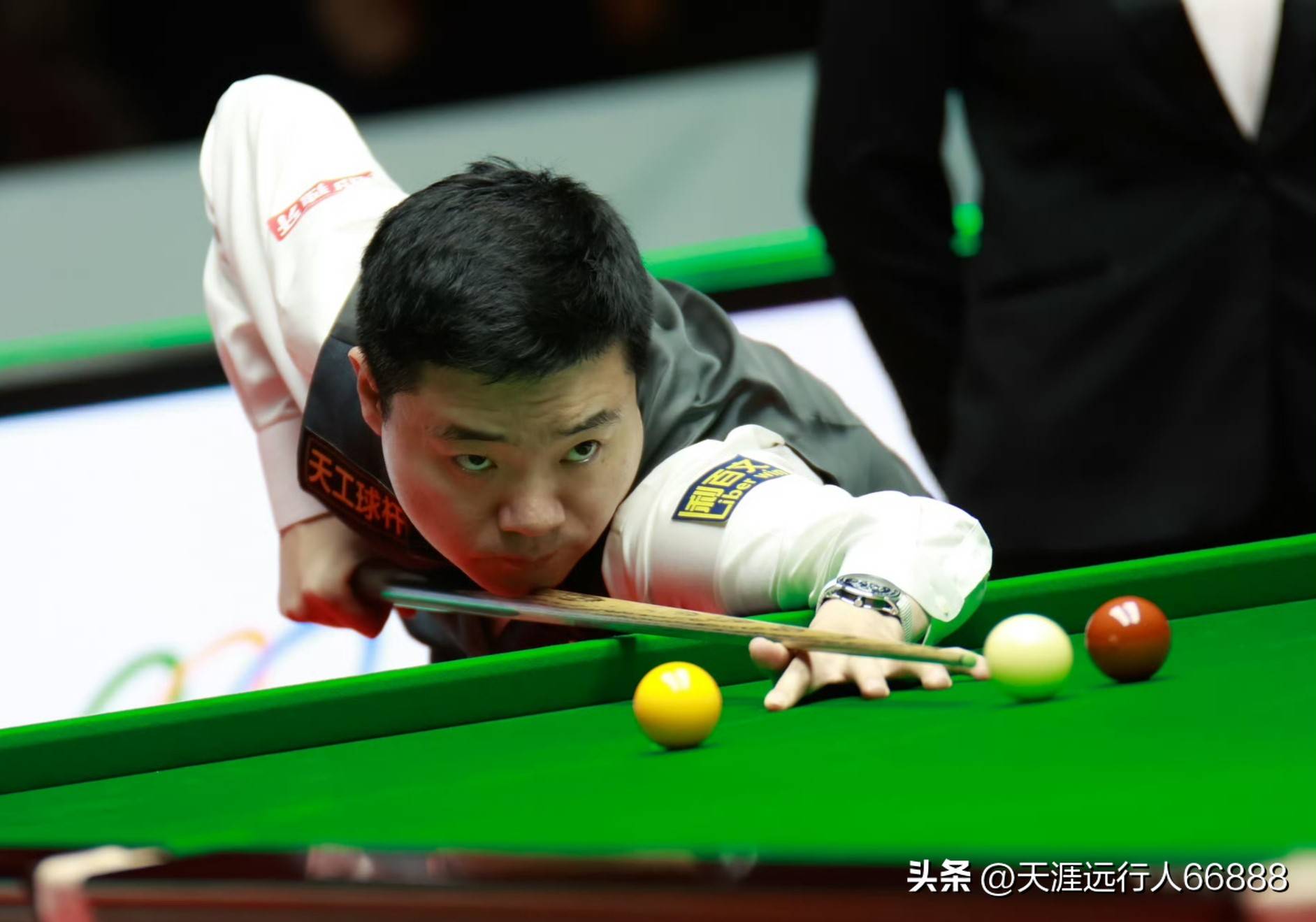 琼斯在20 琼斯在20